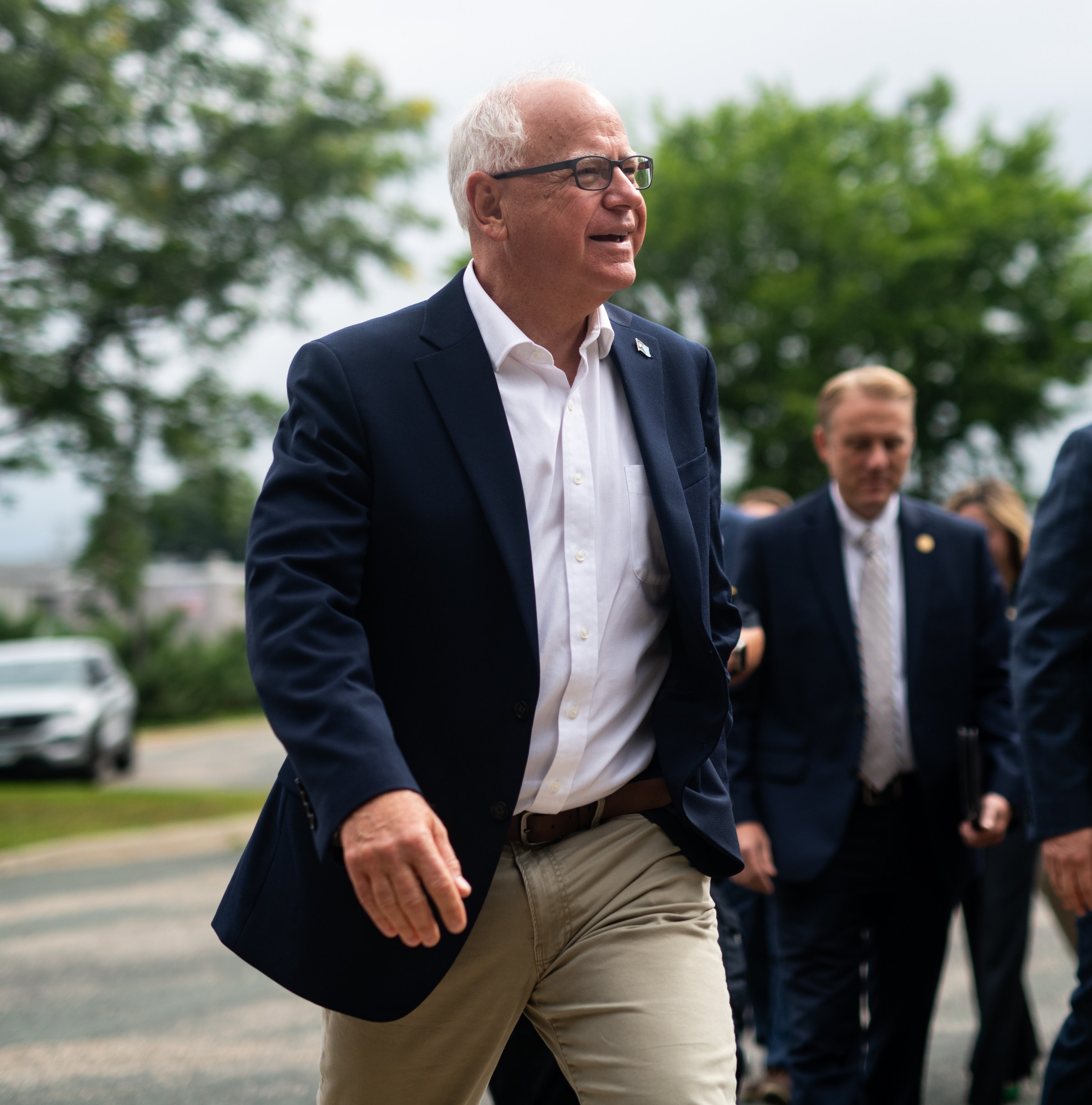 How to think about the attacks on Tim Walz’s military record