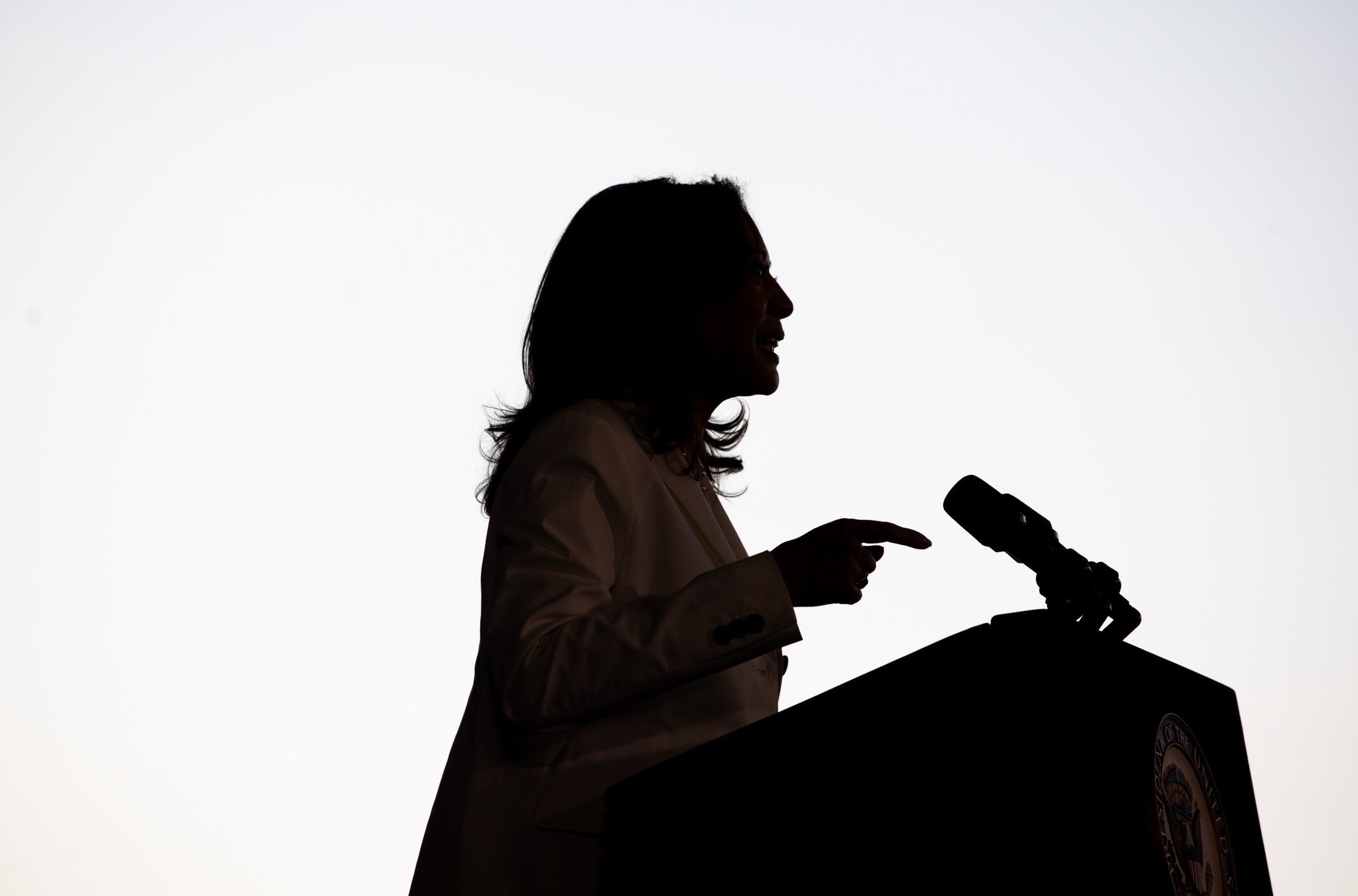 The “prosecutor vs. felon” line isn’t the slam dunk Team Harris thinks it is